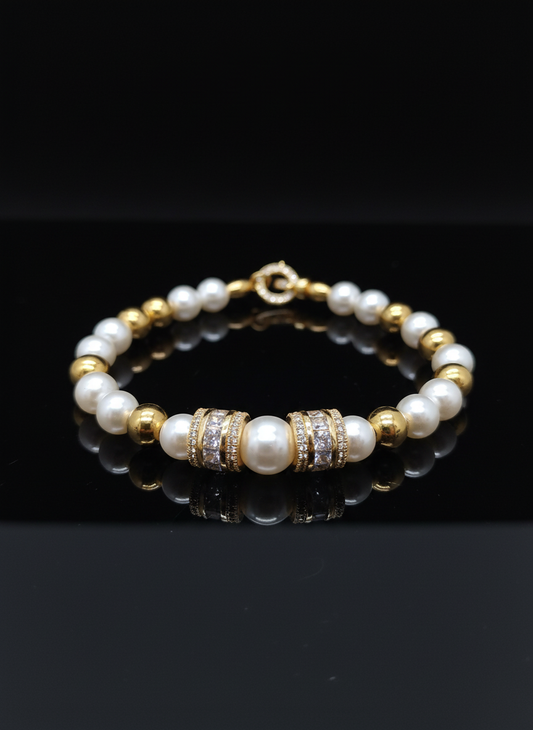 Bracciale “Royal Pearl” con Perle e Dettagli Zirconati
