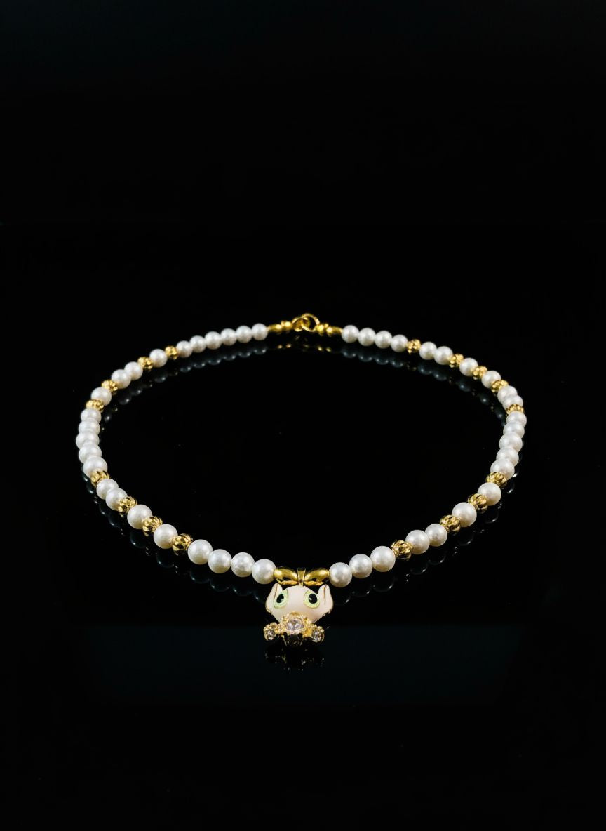 Collana “Angel Pearl” – Perle Bianche & Dettagli Gold